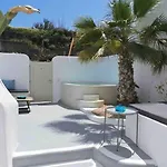 Cave At White Rock - Private Outdoor Jacuzzi Karterados (Santorini)