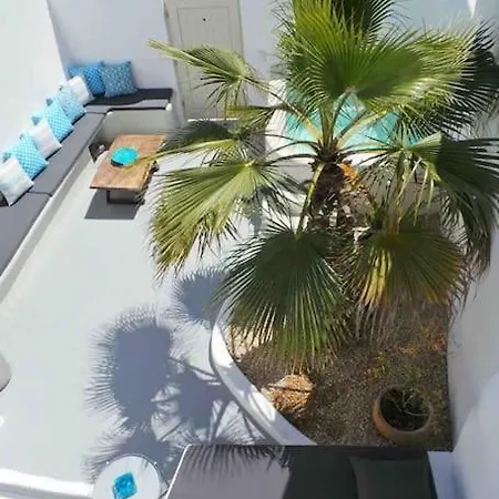 Tatil Evi Cave At White Rock - Private Outdoor Jacuzzi Karterados (Santorini)