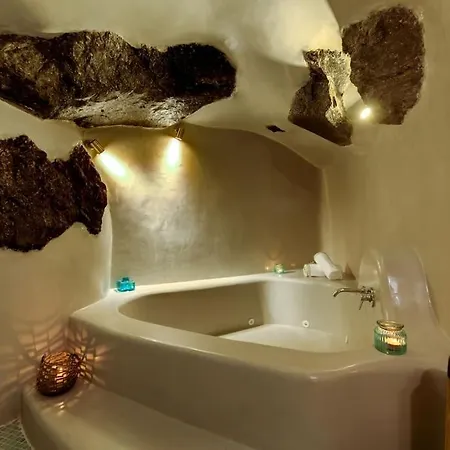 Cave At White Rock - Private Outdoor Jacuzzi