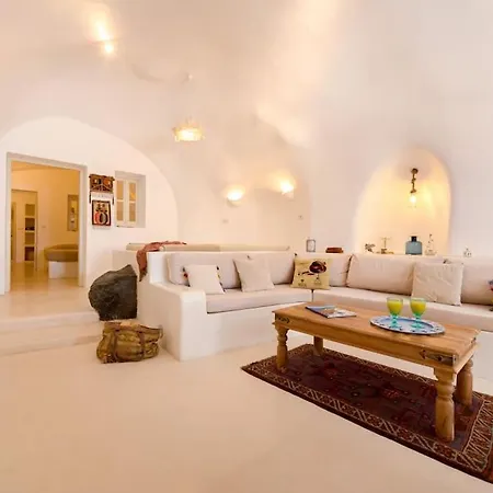 Cave At White Rock - Private Outdoor Jacuzzi Holiday home Karterados (Santorini)