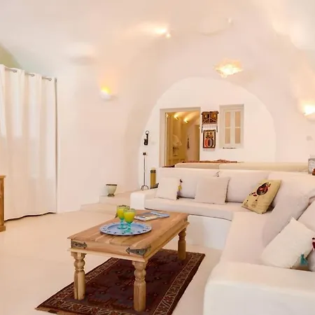 Cave At White Rock - Private Outdoor Jacuzzi Holiday home Karterados (Santorini)