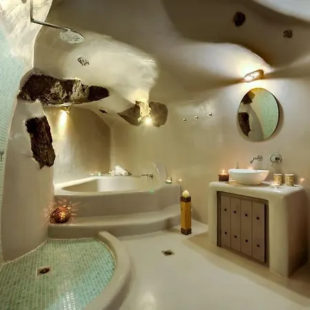 Cave At White Rock - Private Outdoor Jacuzzi *