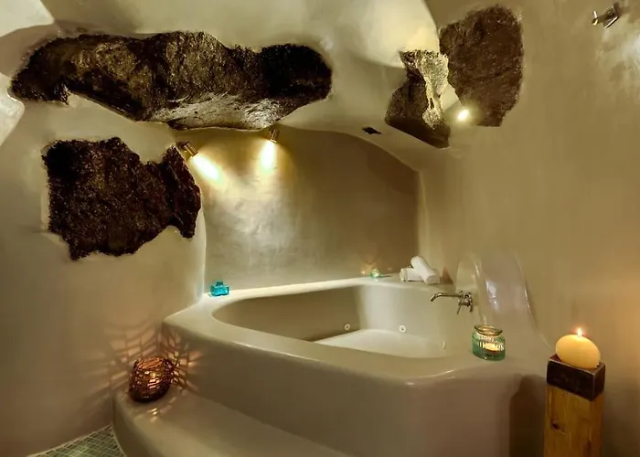 Cave At White Rock - Private Outdoor Jacuzzi